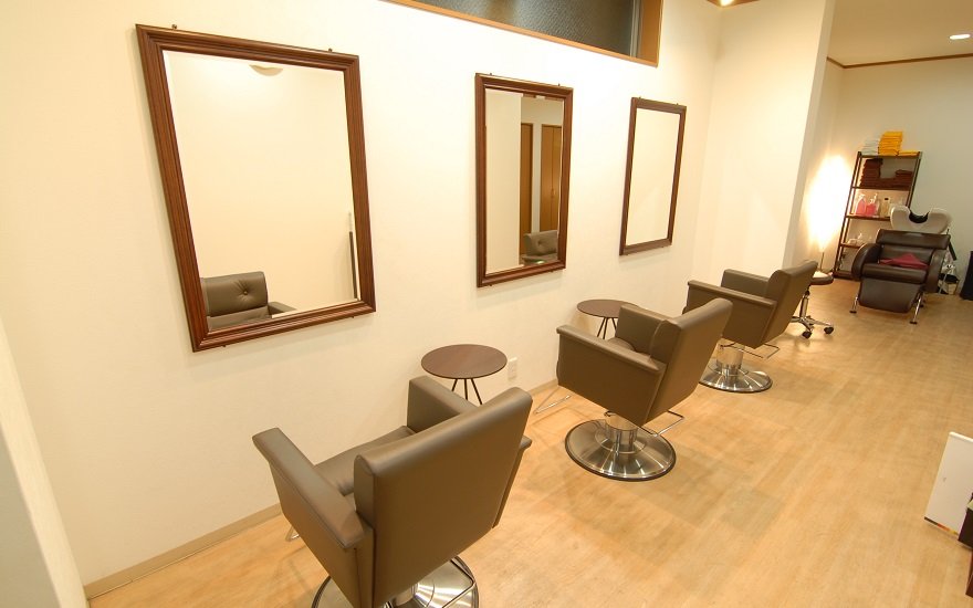 gratitude_salon2.jpg