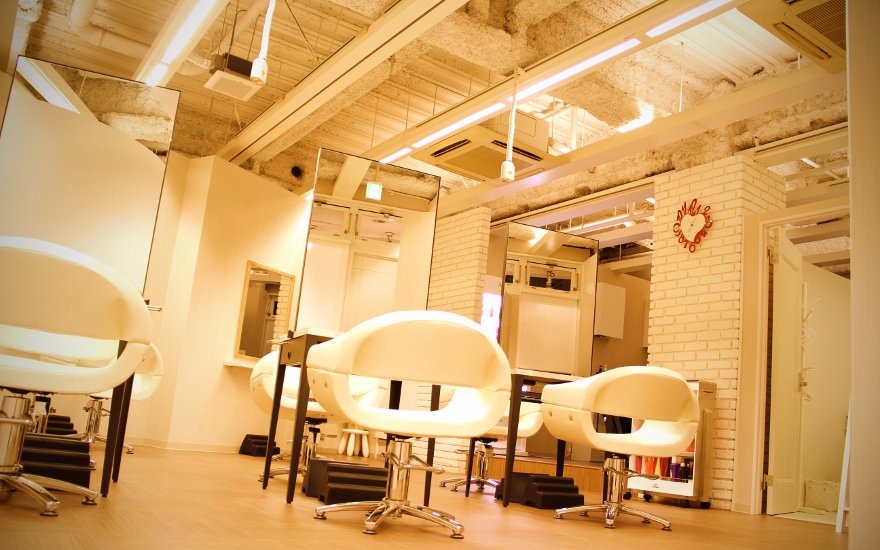 ハーツ店内１_880x550.jpeg
