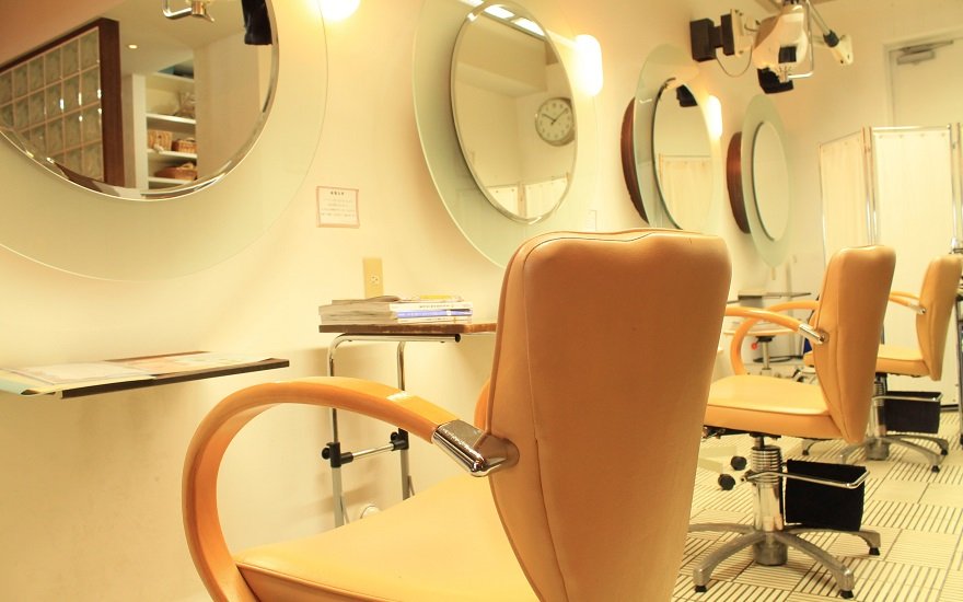 urbane_salon2.jpg